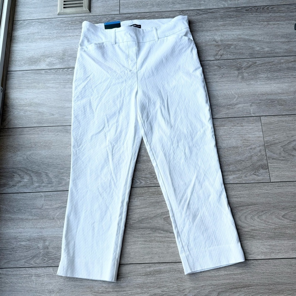 NWT Hilary Radley White Slim Fit Cropped Pants